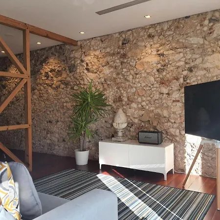 1881 Historical Duplex Appartement *