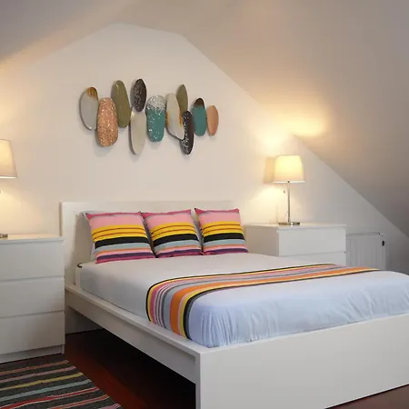 1881 Historical Duplex ליסבון