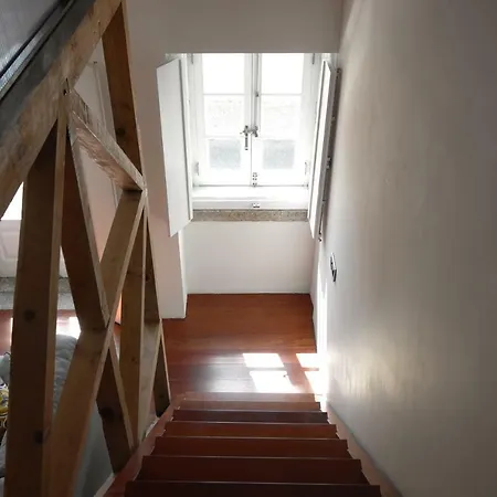 1881 Historical Duplex ליסבון