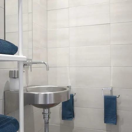 1881 Historical Duplex アパート *