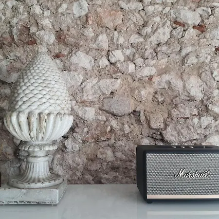 דירה 1881 Historical Duplex *